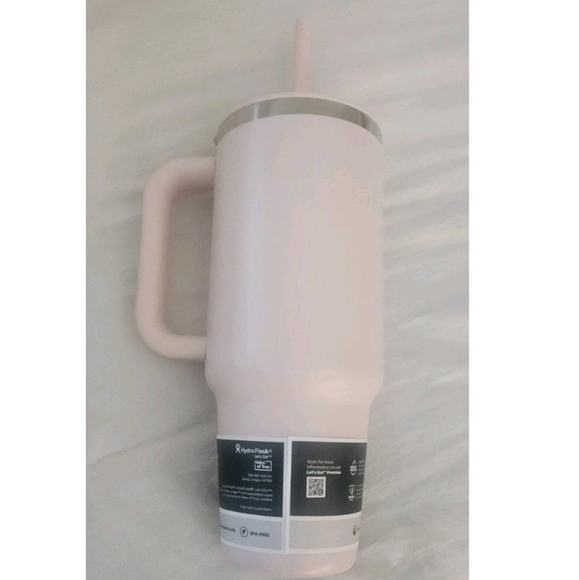 Hydro Flask Blush Pink Mug with Straw - Picture 2 of 6